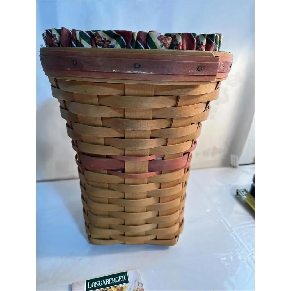 Longaberger 1998 May Series Snapdragon Basket w/Liner, Protector and Tie-on